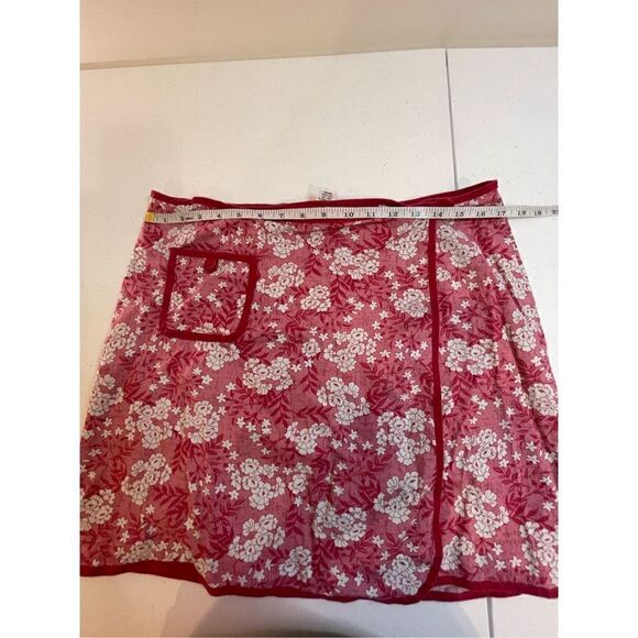 Loft red white wrap skirt size 12. Stretch - Picture 3 of 7